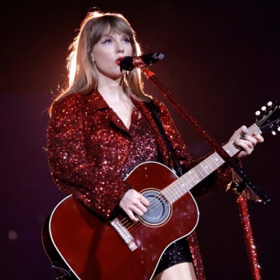 Taylor Swift’s Eras Tour Concert Film Set for Global Release – The Hollywood Reporter