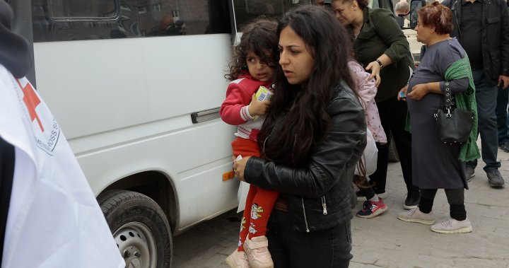 Thousands of Armenians flee Nagorno-Karabakh after Azerbaijan takeover – National