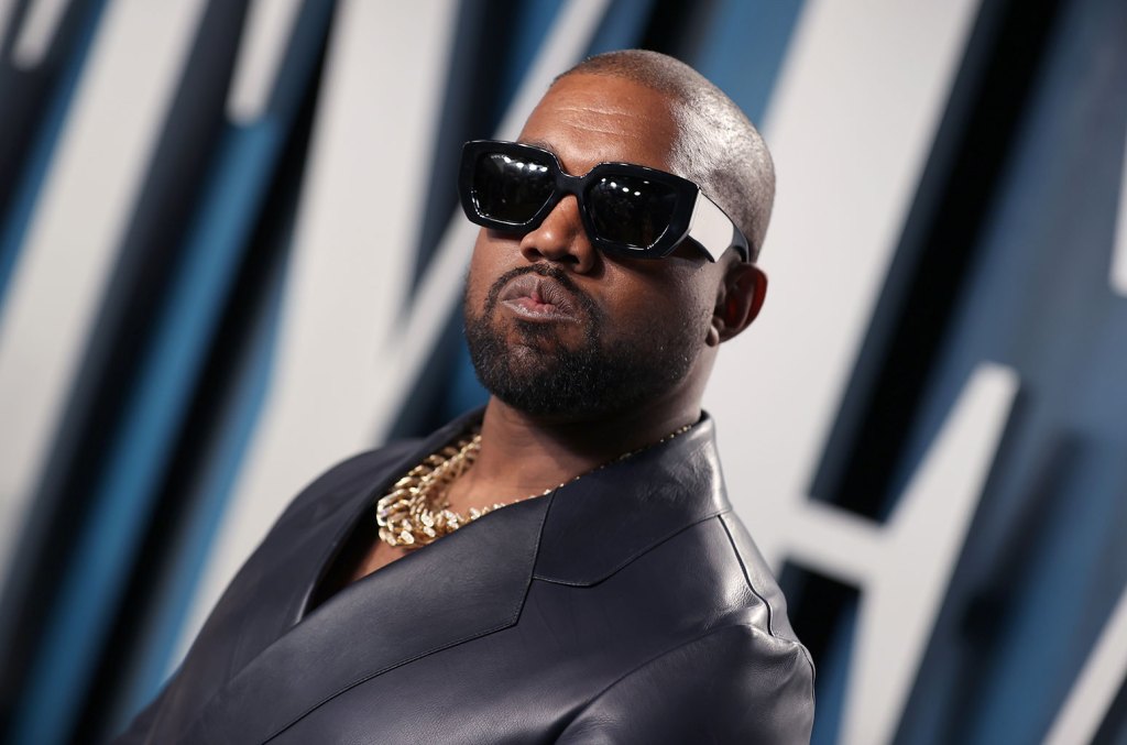 Kanye West Apologizes to Jewish Community After Antisemitic Comments – Billboard