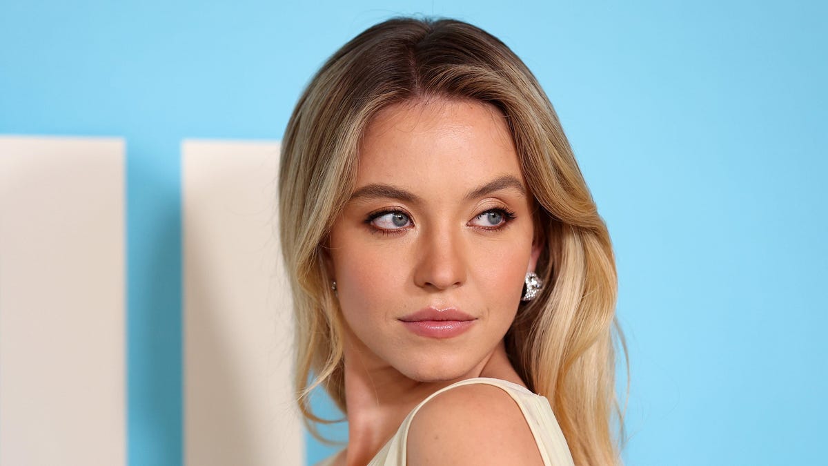 Sydney Sweeney compares her time on Euphoria to therapy