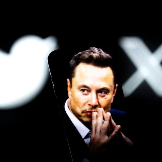 Twitter Back Up After Elon Musk Platform Suffers Global Outage – Deadline