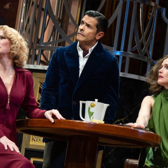 'Fallen Angels' Broadway Review: Rose Byrne and Kelli O'Hara Star