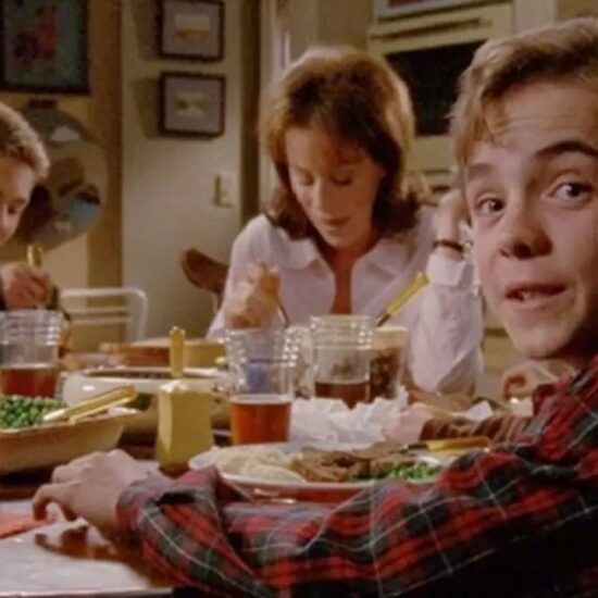 Frankie Muniz, Jane Kaczmarek, and Justin Tyler Berfield in Malcolm in the Middle