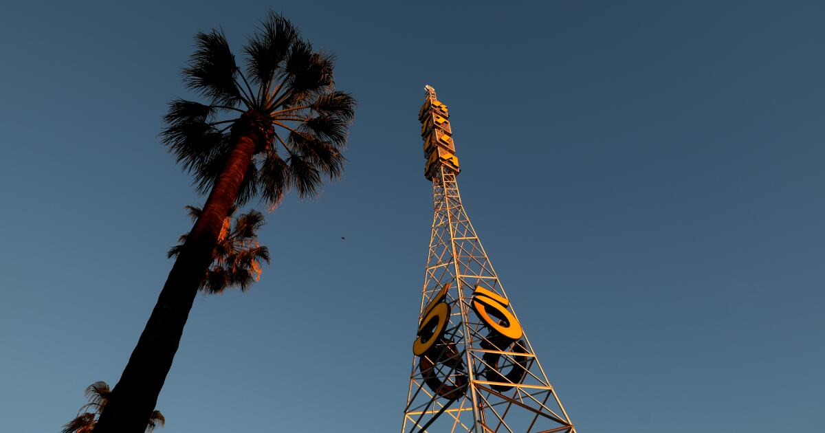 Judge blocks Nexstar-Tegna deal, throwing $6.2-billion merger into doubt