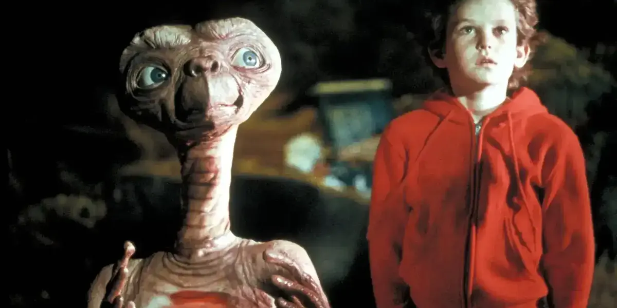 The Hidden E.T. Cameo In ‘Star Wars: The Phantom Menace’ You Probably Never Noticed