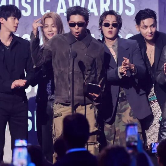 BTS, Katseye, Sombr, 'Golden' Win Top Honors at American Music Awards