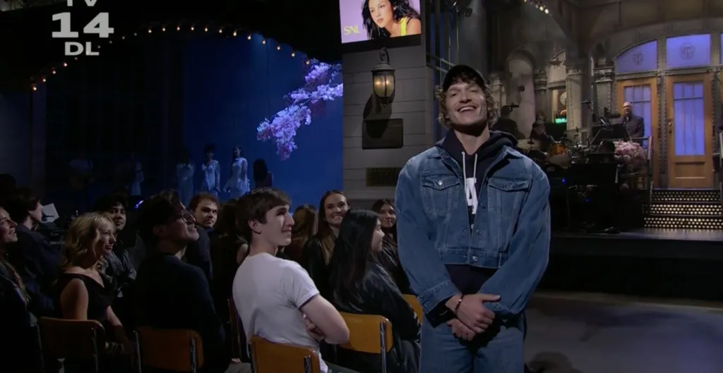 Connor Storrie Pops Into 'SNL' To Introduce Olivia Rodrigo Performance