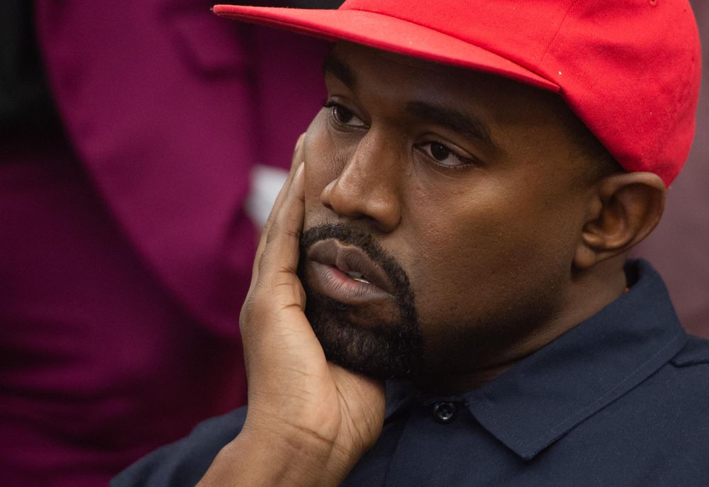 Kanye West cleared to play in Netherlands