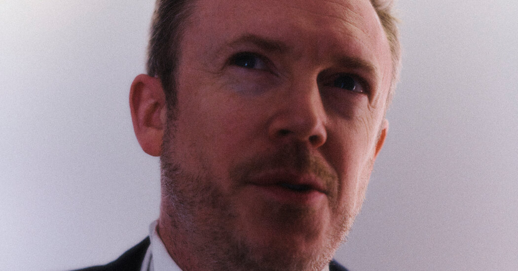 L.A. Philharmonic Names Daniel Harding as Music Director