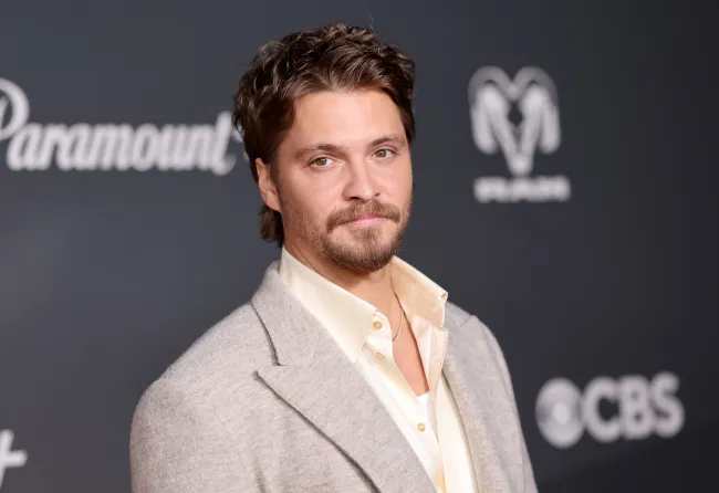 Luke Grimes 'Marshals' Interview, Plus Clint Eastwood & Fatherhood