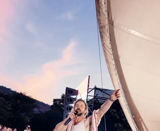 Make this Mother’s Day unforgettable at the Sunset Music Series