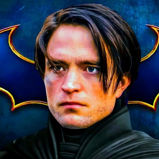 Robert Pattinson's Bruce Wayne, Batman symbol
