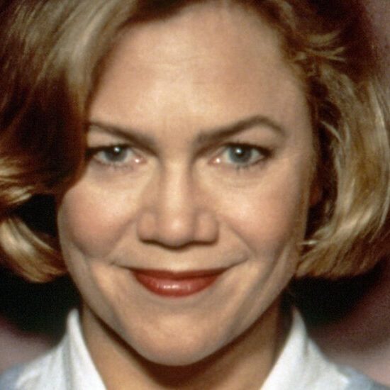 ‘Serial Mom’: The Mother’s Day Movie for Our Times