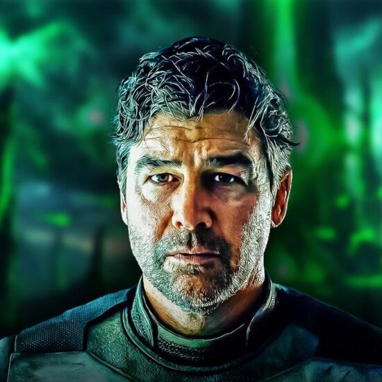 Kyle Chandler as Hal Jordan.