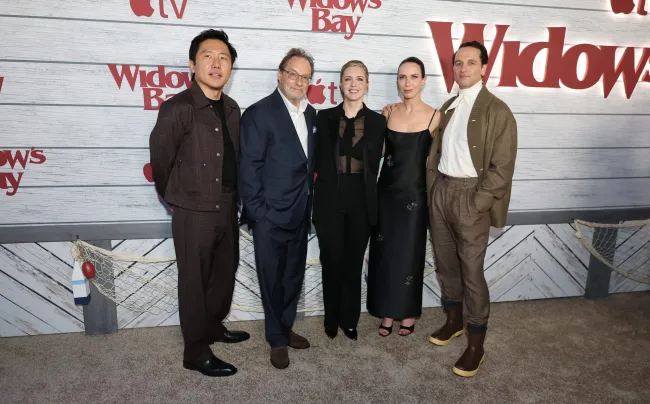 'Widow's Bay' Star Stephen Root Talks Katie Dippold and Hiro Murai