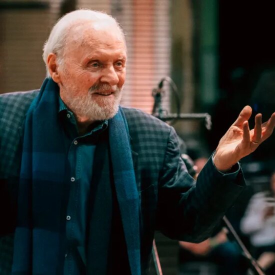 Anthony Hopkins Signs With Decca Classics