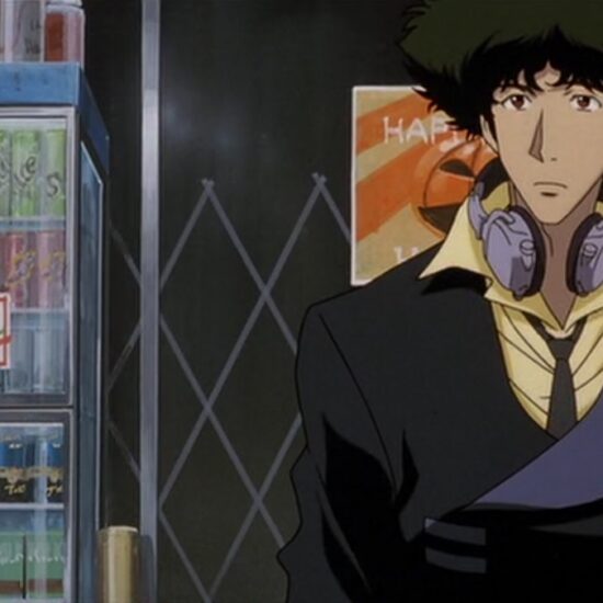 Spike Spiegel wears headphones in Cowboy Bebop: The Movie