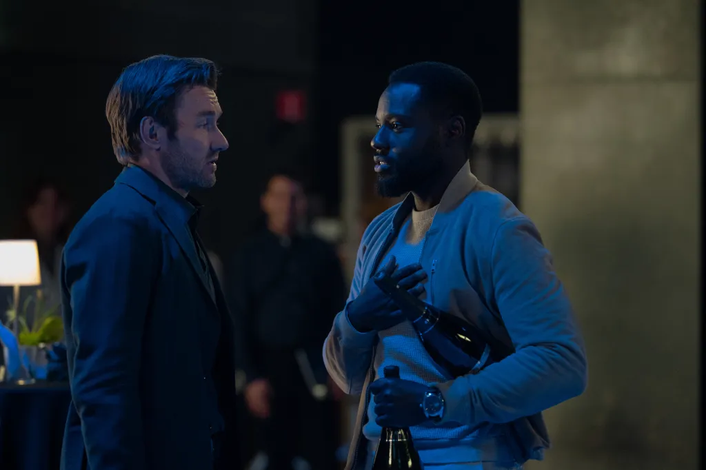 'Dark Matter' Season 2 Trailer Debuts In Hall H At Comic-Con