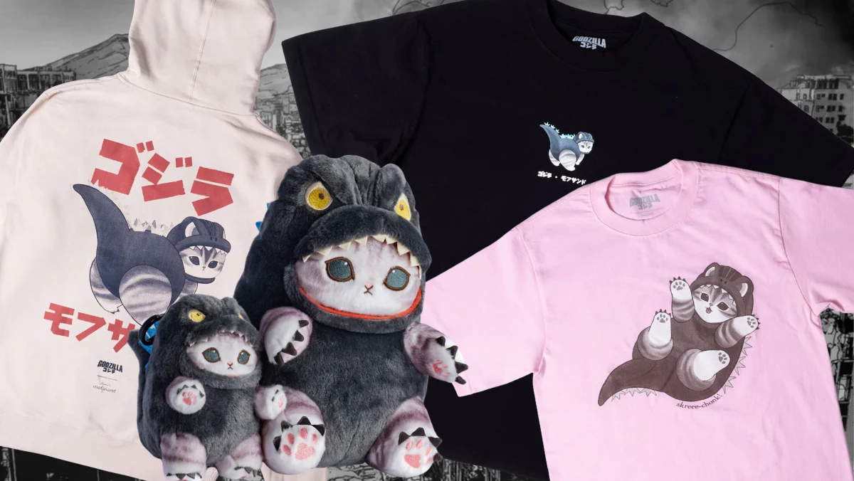 Product photos for the new Mofusand x Godzilla plushie colaboration.