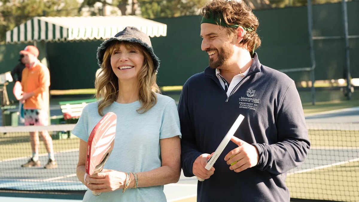 Mary Steenburgen and Jake Johnson in The Dink