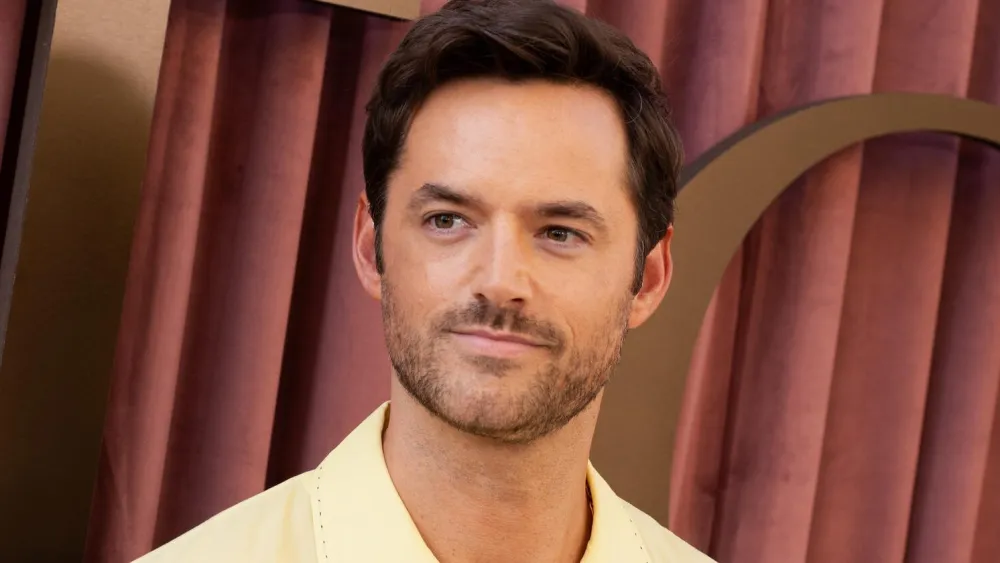 Netflix Sets Golf Drama 'Jupiter Island' From 'Love Story' Creator, A24