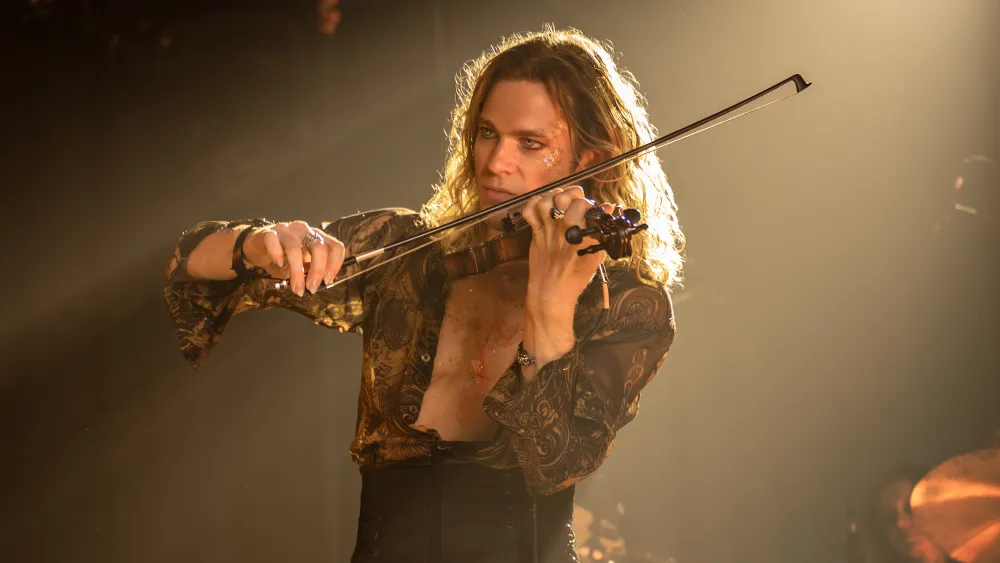 'The Vampire Lestat' Costume Designer on Rockstar Wardrobe and Easter Eggs