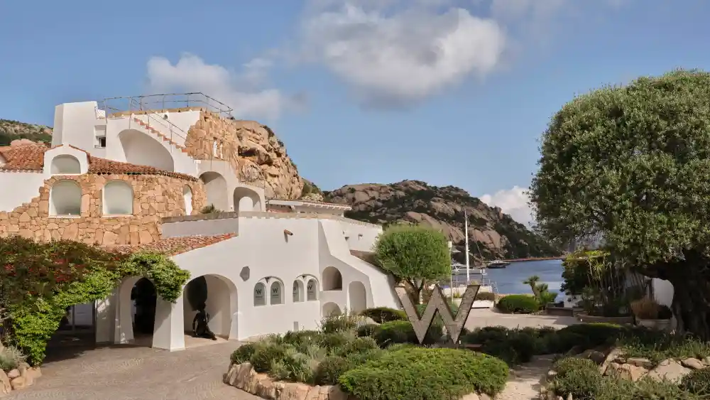 W Hotels Italy Tour: Rome, Florence, Sardinia Book Online