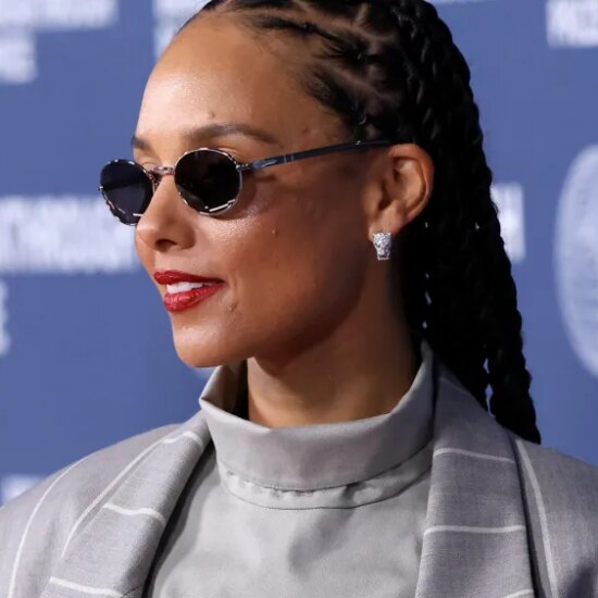 Alicia Keys Signs With CAA in All Areas