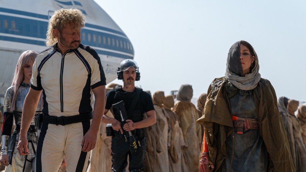 Sci-fi Hot Spot crash-lands in a strange future with no instructions