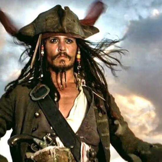 Iconic Film Character Intros: Captain Jack Sparrow - How to Steal a Movie in Seconds