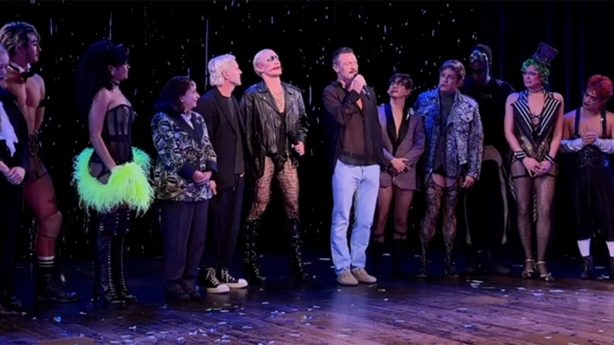 Rocky Horror Picture Show Broadway Cast pays tribute to Tim Curry