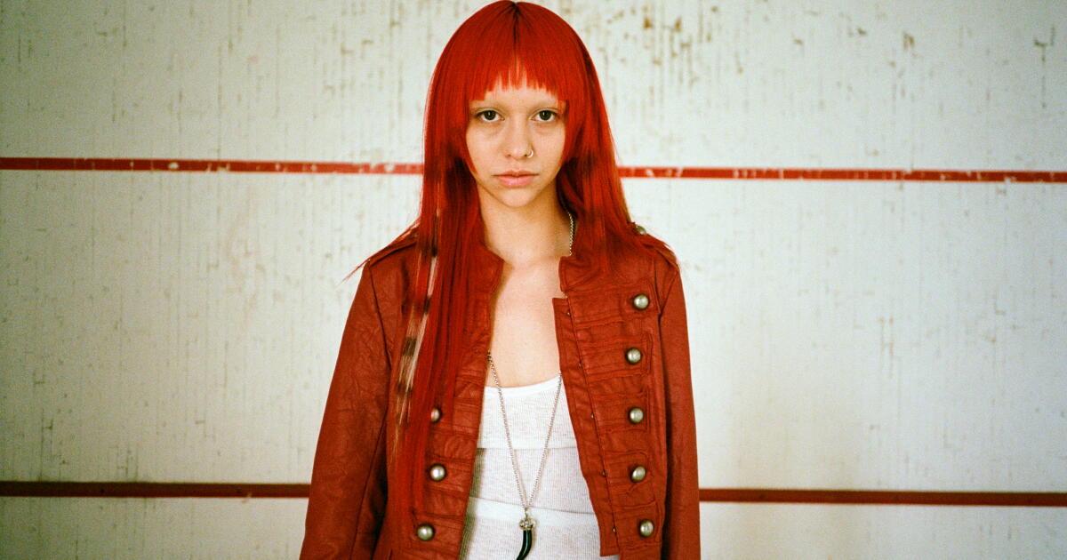 Akriila brings her unique alt-pop vision from Chile to the world