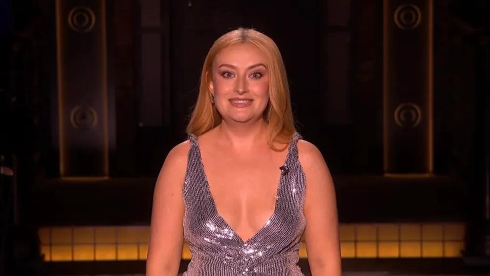 Amelia Dimoldenberg Jokes About 'Chicken Shop Date' Ending on SNL U.K.