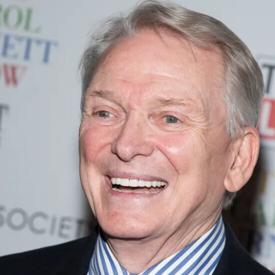 Bob Mackie Dead: Fashion Designer to Cher, Tina Turner, More Was 87