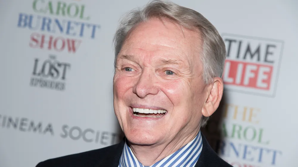 Bob Mackie Dead: Fashion Designer to Cher, Tina Turner, More Was 87