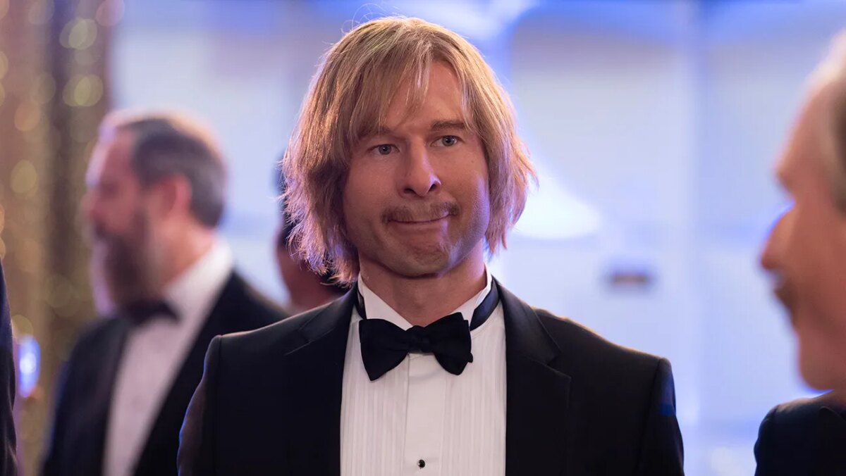 Glen Powell in S2 of Chad Powers