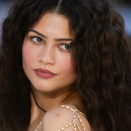 How to Apply Lipstick So It Lasts Past Your First Coffee, According to Makeup Artists