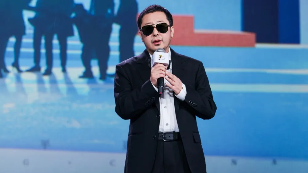 Jia Zhangke Readies 'Mamma Dunhuang,' Rules Out AI in Production