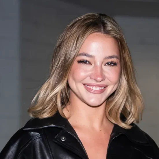 Madelyn Cline’s Vanilla-Taupe Bob Is the Cozy Fall Blonde of My Dreams