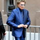 Barry Manilow walks off stage after two songs, cancels weekend shows