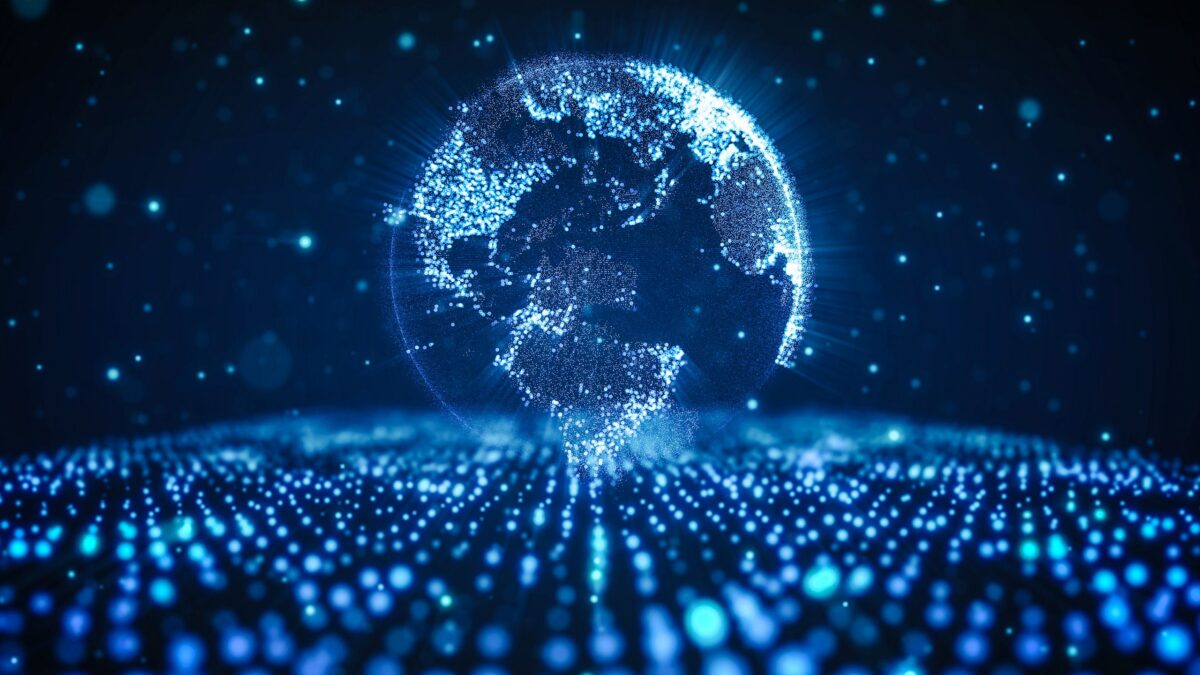 Can five degrees decide whether your network survives rising temperatures?