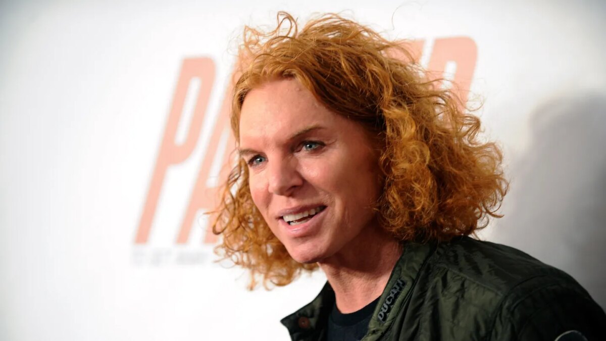 Carrot Top arrives at the premiere of FilmDistrict