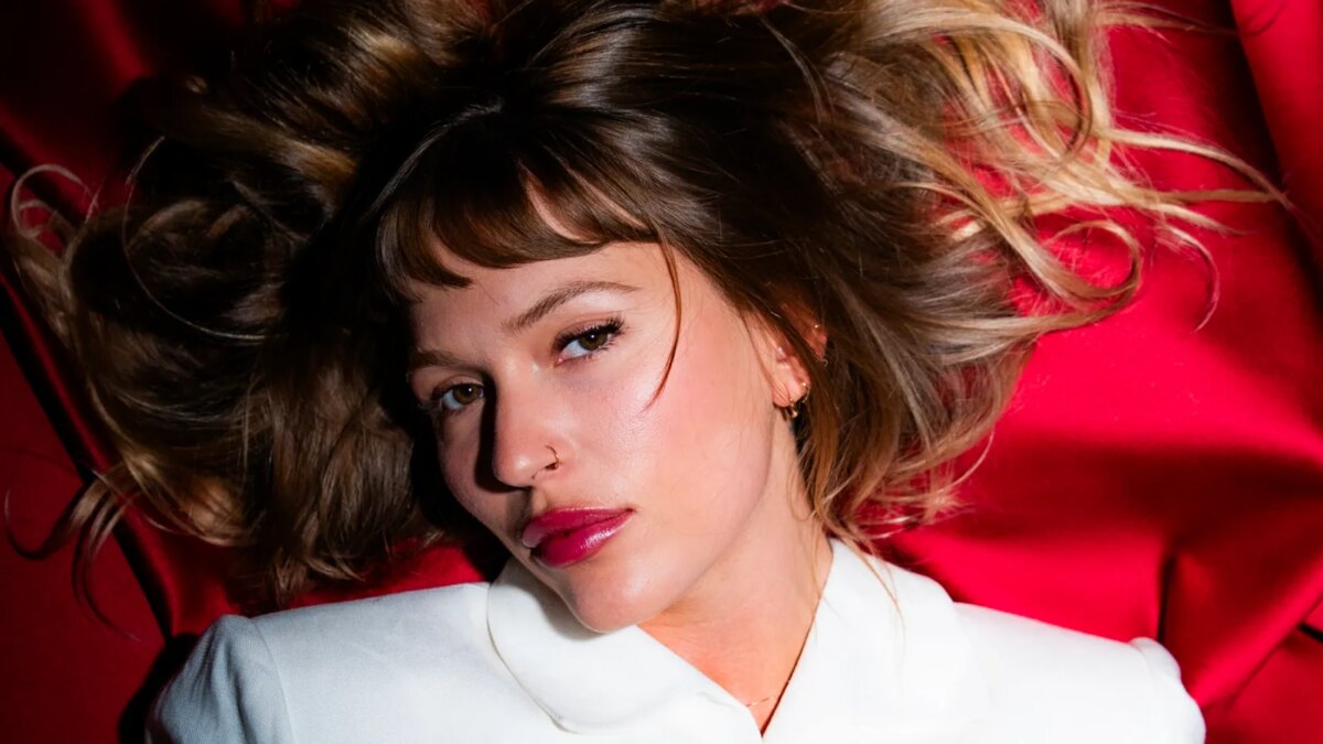Lennon Stella on New Album, 'Nashville,' Nick Drake