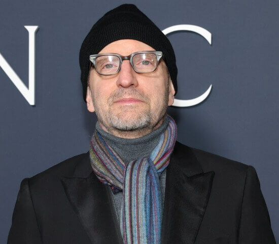 Steven Soderbergh to pitch in and help finish The Batman: Part II