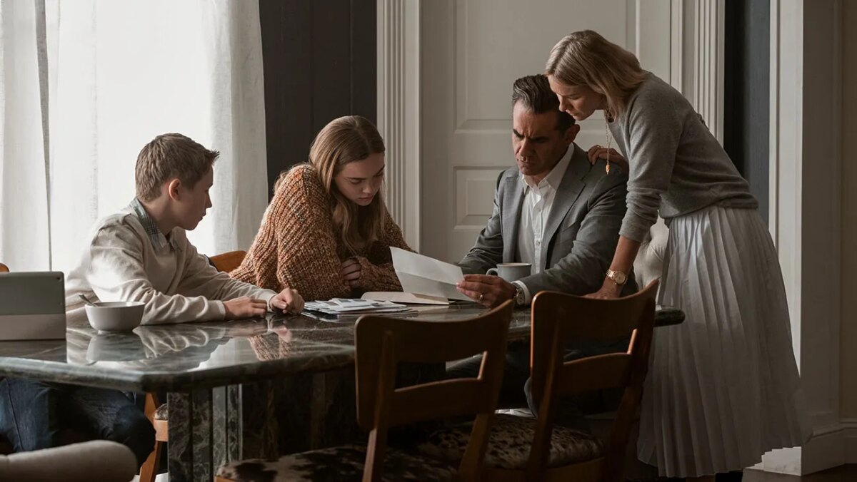 'The Watcher' Season 2 Is Official: Naomi Watts, Bobby Cannavale Return